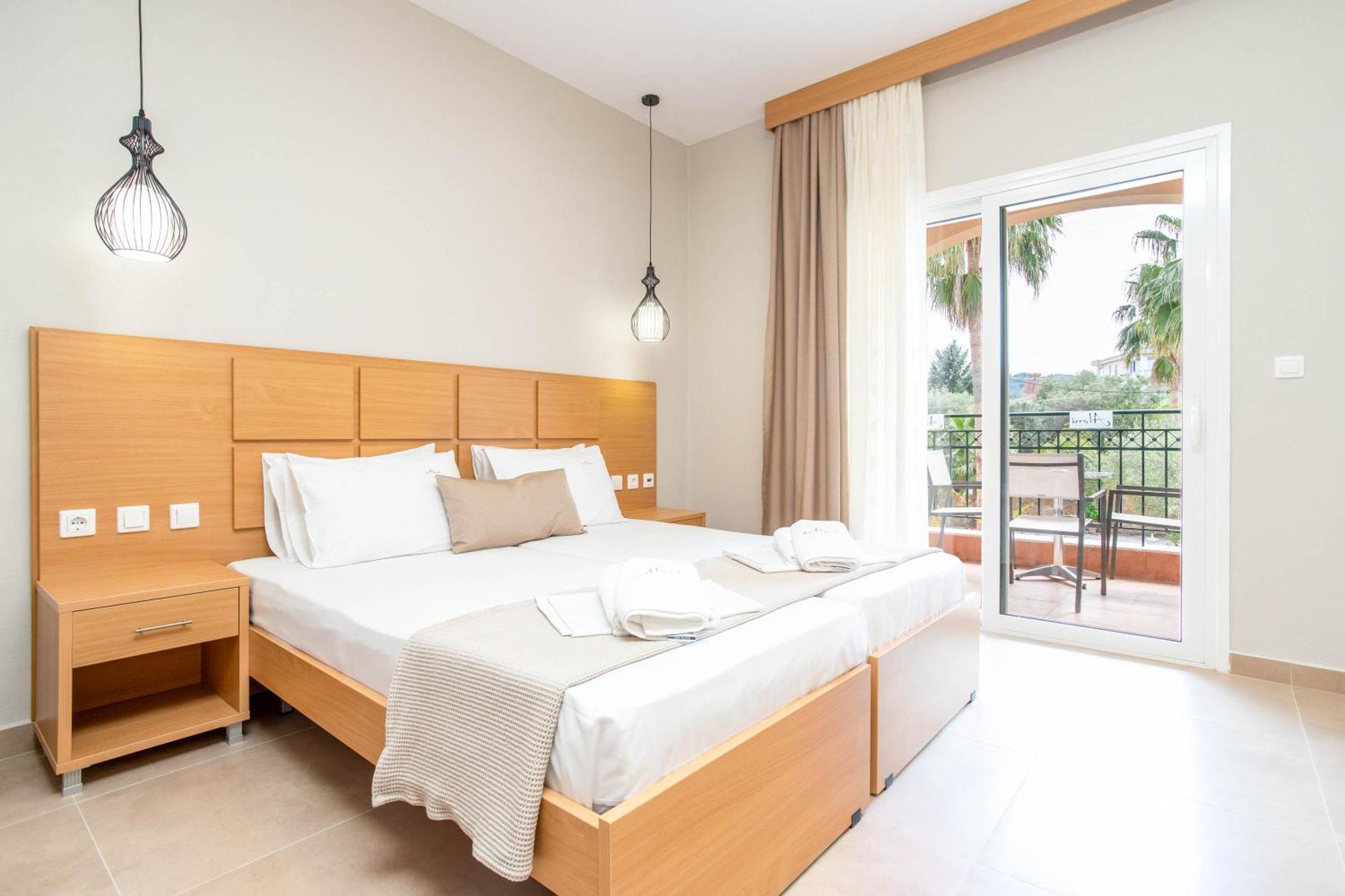 Aloni Hotel Пефкохори Екстериор снимка